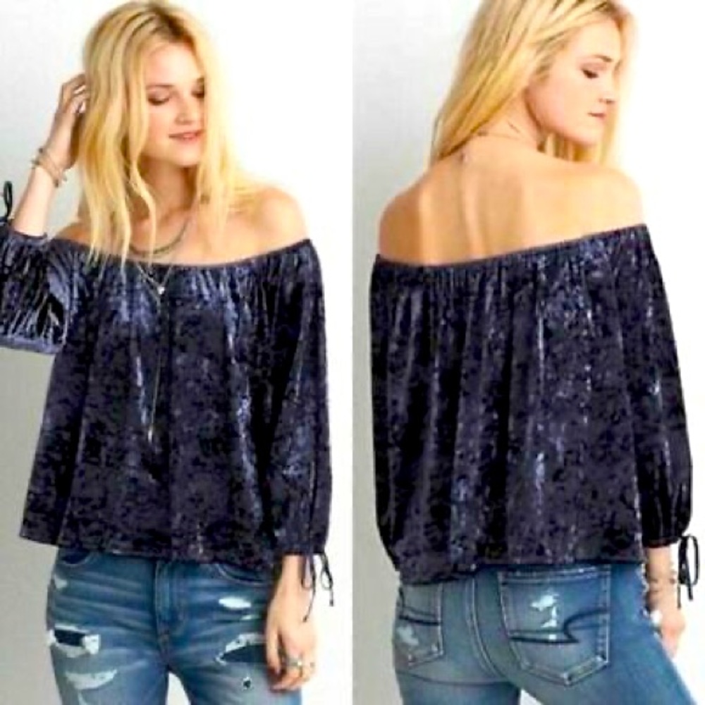 American eagle off the shoulder velour top